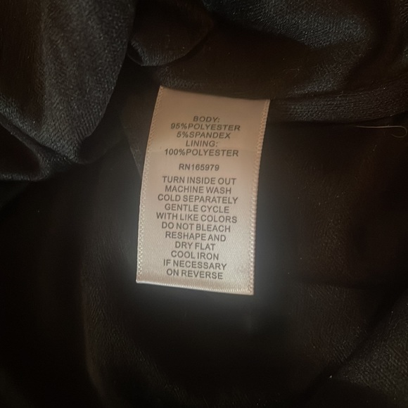 Cable & Gauge Color Block Sequin Top Size 1X, lined - Picture 5 of 6